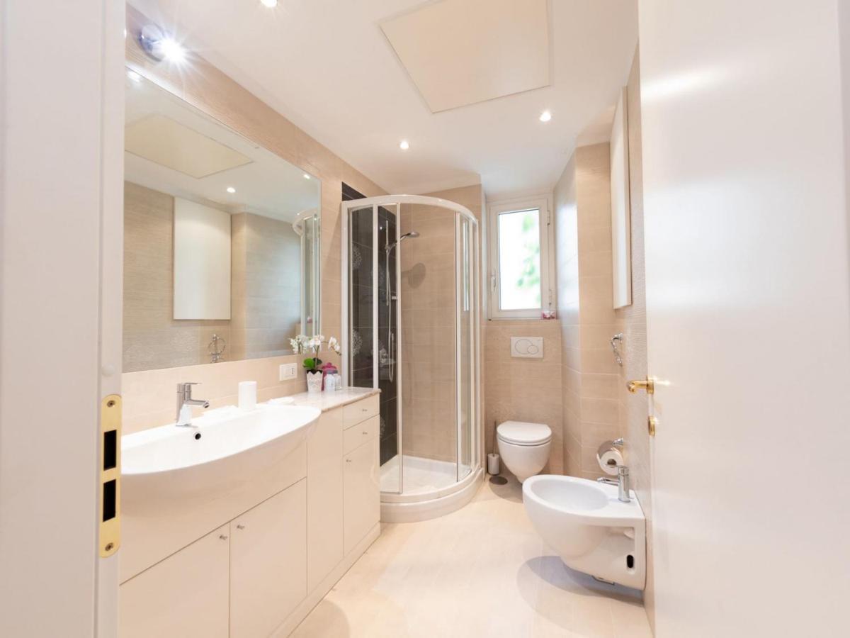 The Best Rent - Lovely One-Bedroom Apartment Near Villa Borghese Rome Buitenkant foto